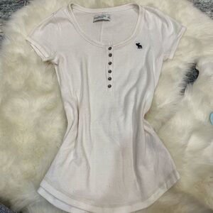 Abercrombie t shirt